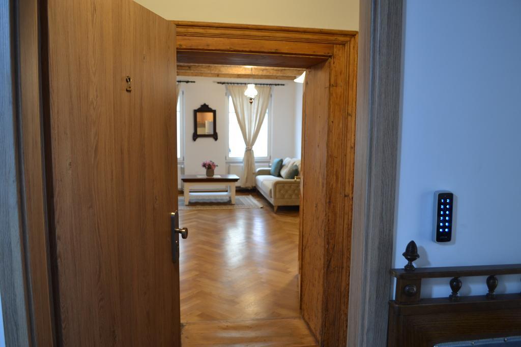 Casa Fanarilor Hotel บราชอฟ ภายนอก รูปภาพ
