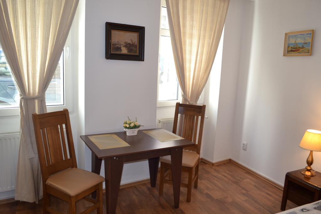 Casa Fanarilor Hotel บราชอฟ ภายนอก รูปภาพ