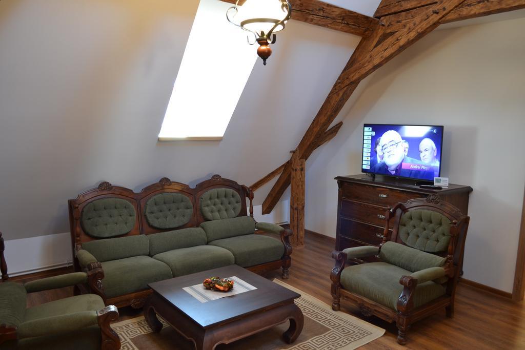 Casa Fanarilor Hotel บราชอฟ ภายนอก รูปภาพ